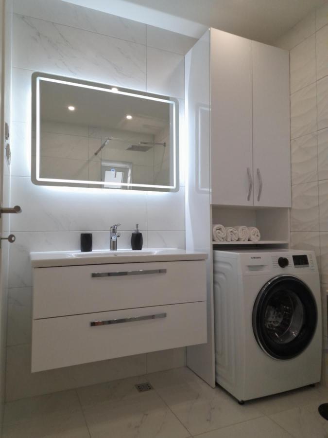 Kate Apartma